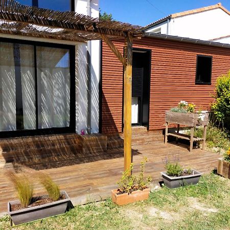 Notre Petite Maison La Rochelle  Exterior photo
