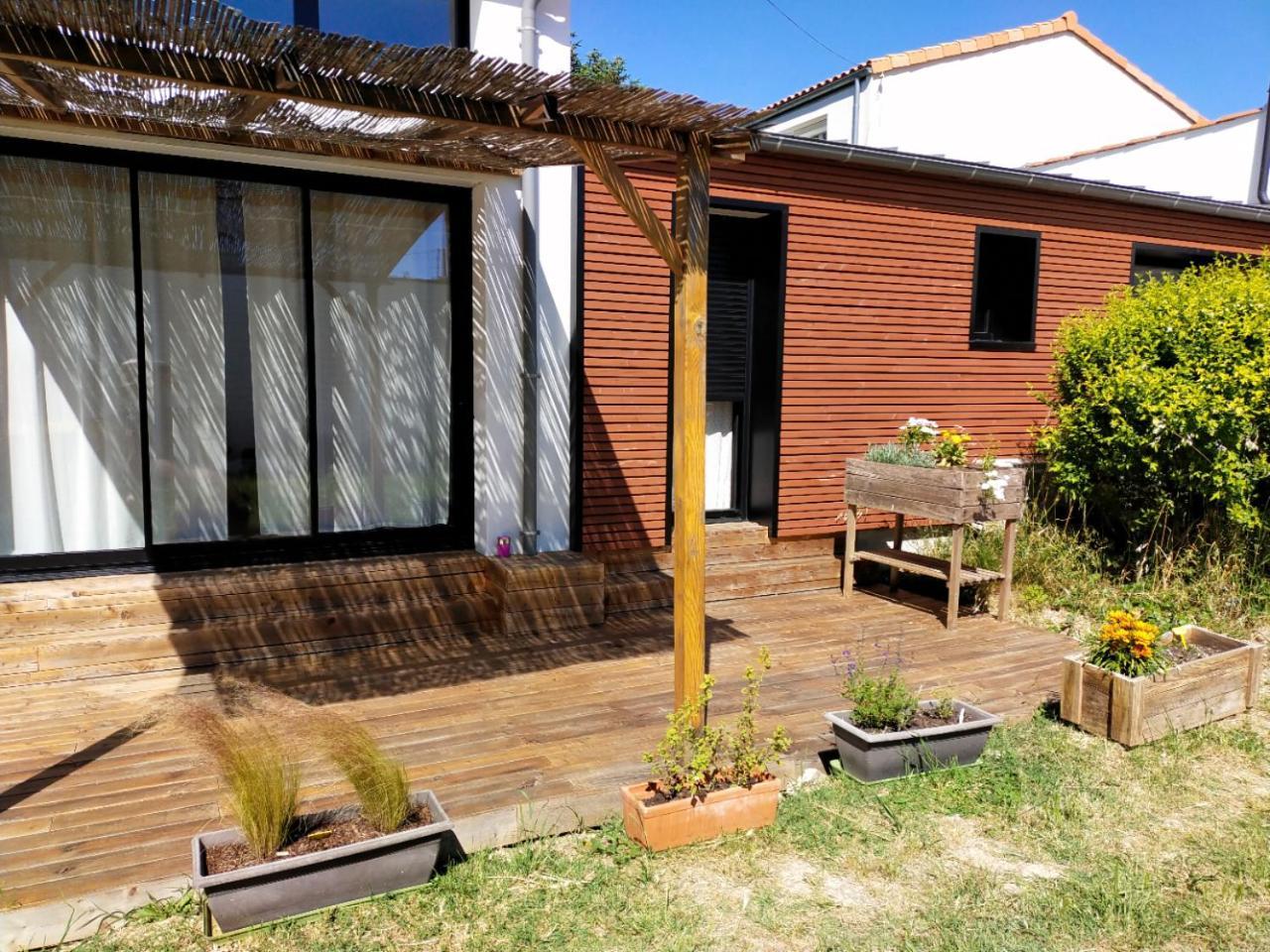 Notre Petite Maison La Rochelle  Exterior photo