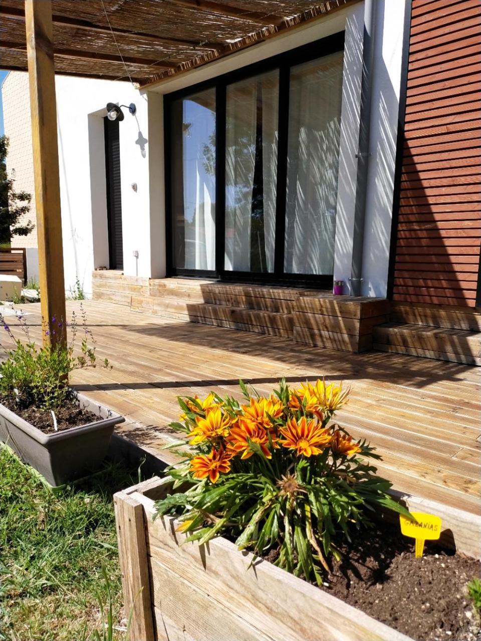 Notre Petite Maison La Rochelle  Exterior photo