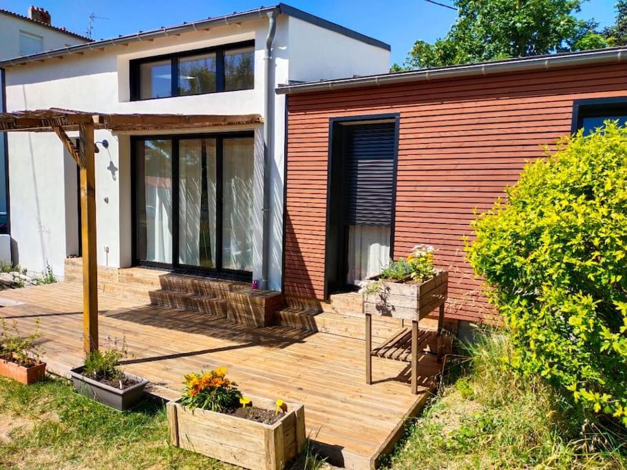 Notre Petite Maison La Rochelle  Exterior photo